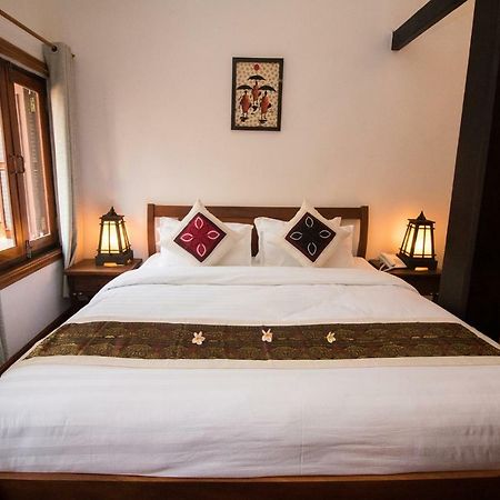 Royal Peacock Boutique Hotel Luang Prabang Dış mekan fotoğraf